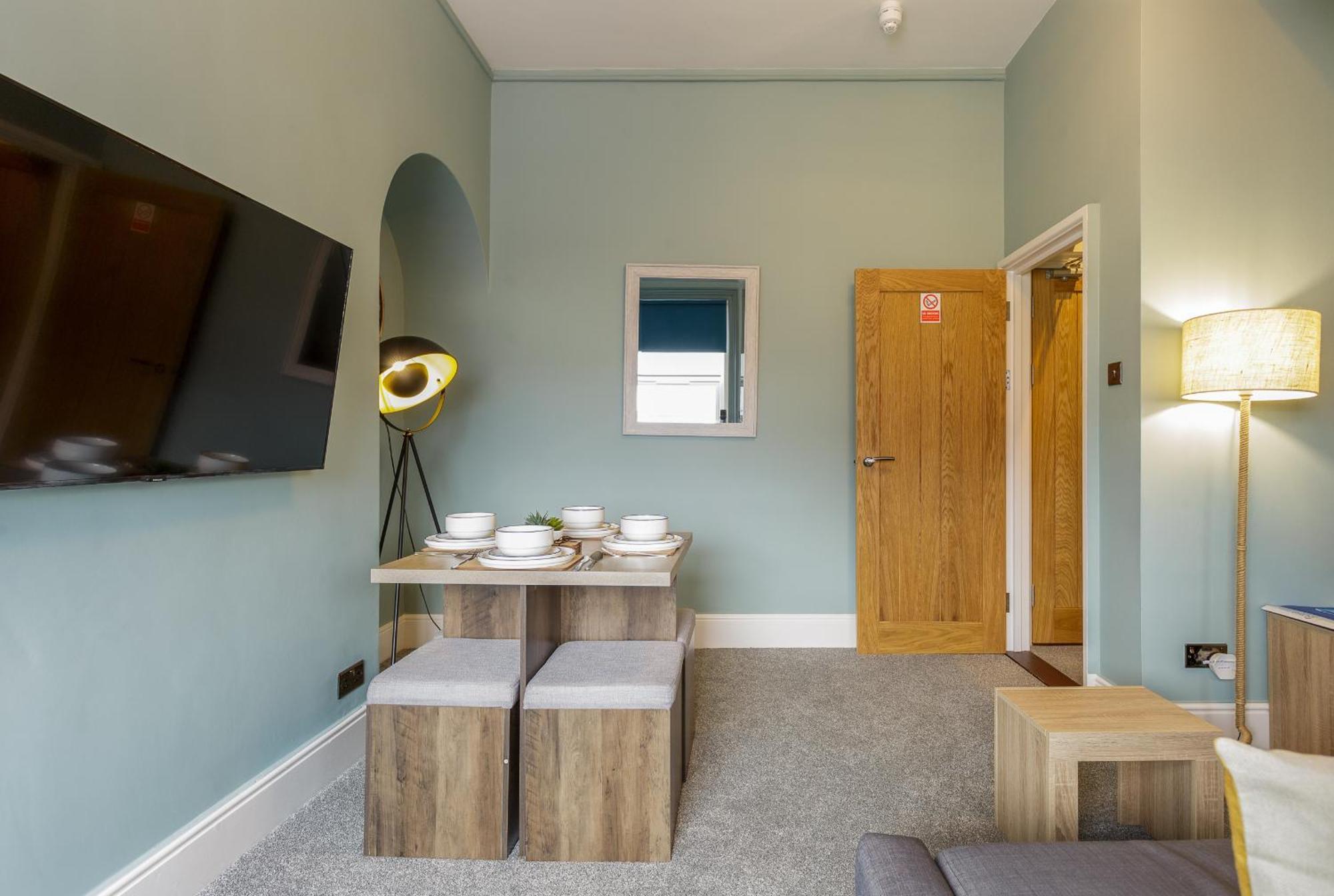 Stopover At Seabird Apartments Central Southsea Portsmouth Zimmer foto